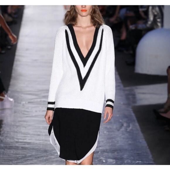 Rag & Bone Talia White V-Neck Oversized Sweater Size S Slouchy Soft Knit - Picture 5 of 6